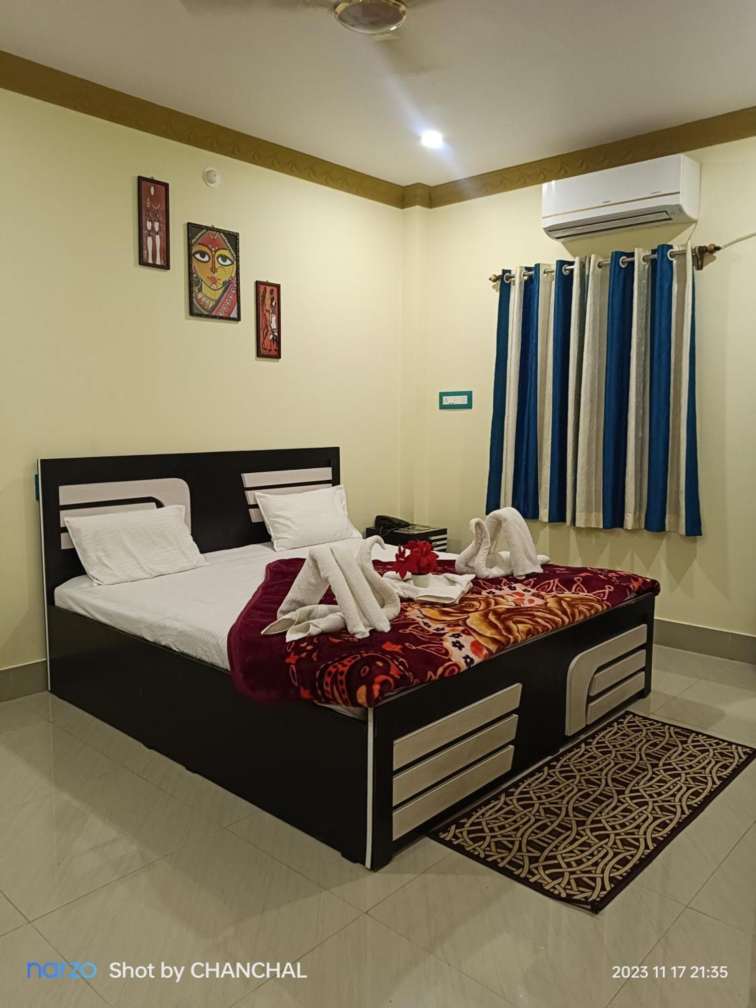 Modhubon Agro Tourism Hotel Bolpur Buitenkant foto