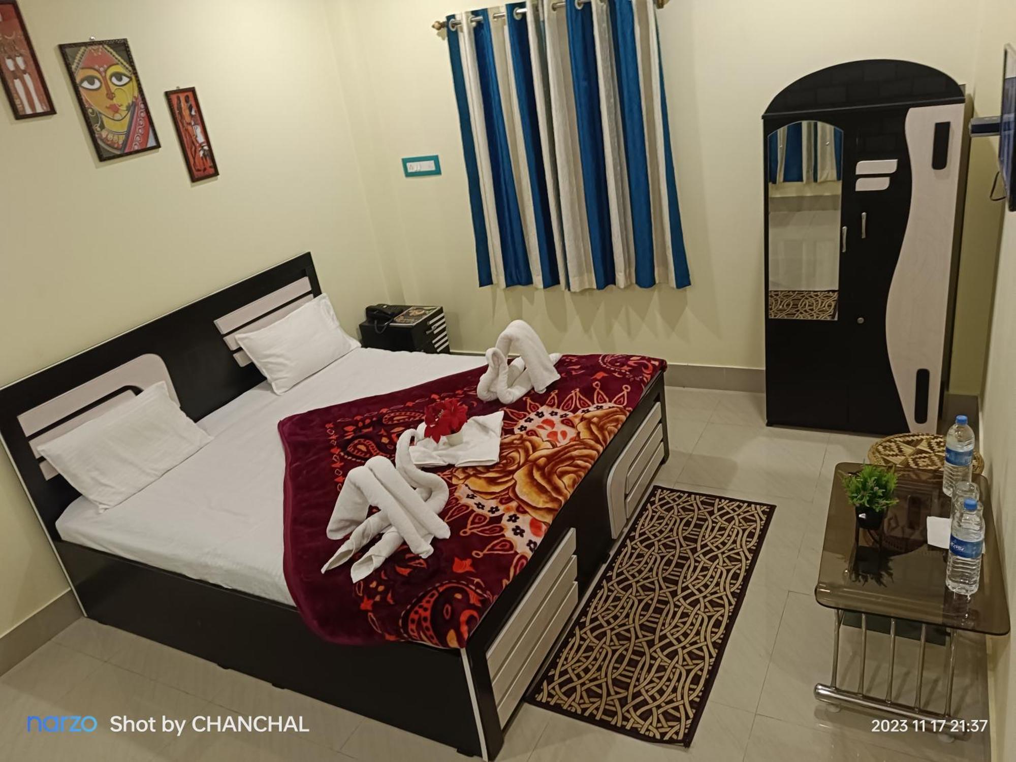 Modhubon Agro Tourism Hotel Bolpur Buitenkant foto